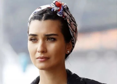 Tuba Büyüküstün estetik mi yaptırdı