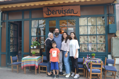 Geçmişe yolculuğun adresi 'Dervişan Kafe'
