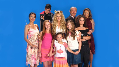 Selena dizisinin Kıvılcım'ı tanınmaz halde!