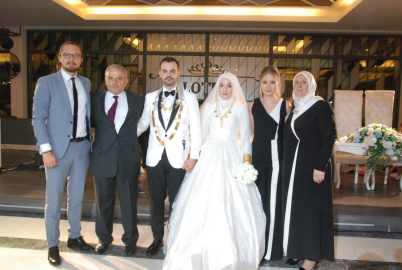 Şenolların mutlu günü