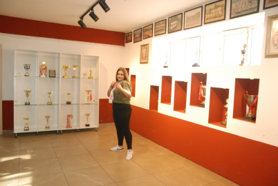 Üçüncü oldu semtini sevince boğdu