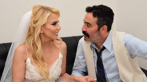 Ünlü oyuncu gazeteci ile nikah masasına oturdu!