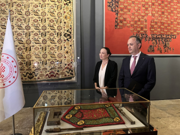 Kaçırılan eserler Mısır'a iade edildi 