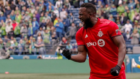 Altidore ikinci kez dalya dedi