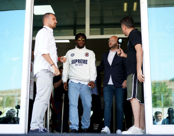 Fenerbahçe'nin yeni transferi İstanbul’a geldi 