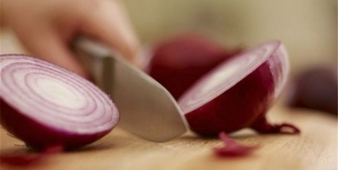 Elinizde soğan kokusu kalıyorsa...