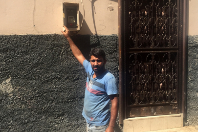 Elektrik faturalarını ödeyen kadını arıyor