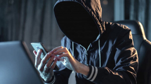 Burs dolandırıcılarına dikkat! Gençleri hedef alıyorlar