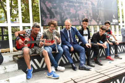 Hayat Bursalı gençlere güzel