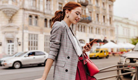 Ekoseli ceket nasıl kombinlenir?