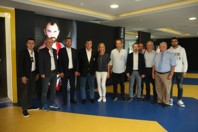 Spor medyası atletlerle buluştu