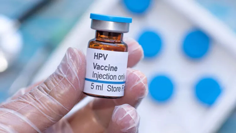 500 kız çocuğuna ücretsiz HPV aşısı