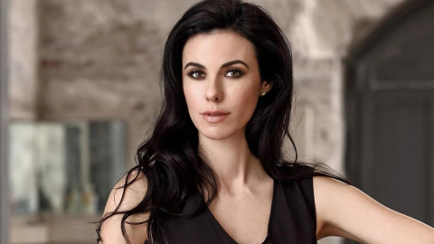 Defne Samyeli yeni filmi için şaşırtan tercih