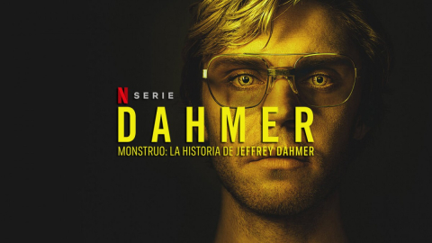 Seri katil Jeffrey Dahmer’ın hayranları rahat bırakmıyor