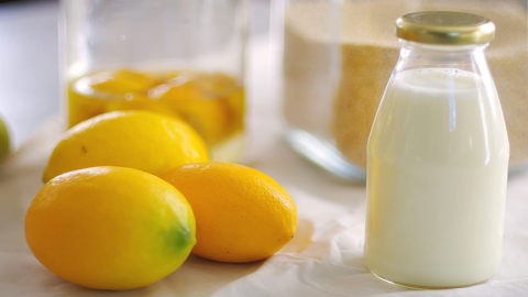 Limonlu süt tam bir şifa deposu