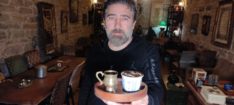 Fincanda kahve pişirdi, ünü il sınırlarını aştı