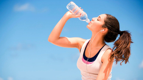 2 litre su için tezi çürüdü