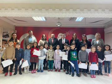 Yıldırım Halk Eğitim Merkezi'nden 'Aile Okulu Projesi' mezunlarına sertifika