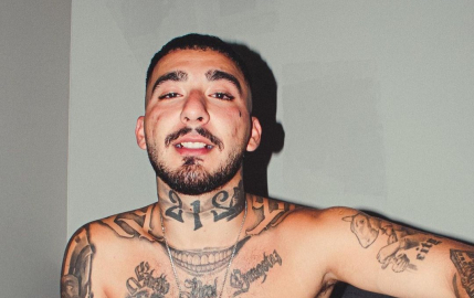 Uzi Spotify'dan engeli yedi