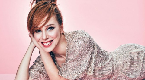 Elçin Sangu mahkemelik oldu