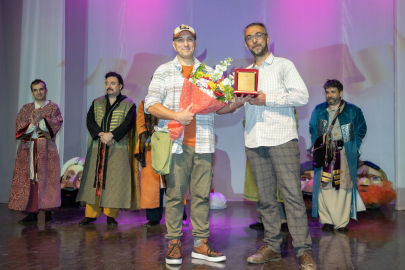 'Seyyah' oyunu çocuklarla buluştu