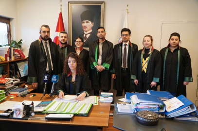 'Hekimlerimizin yanındayız'