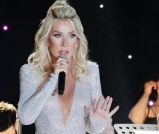 Seda Sayan yeni estetiğiyle 'Barbie Bebek' oldu