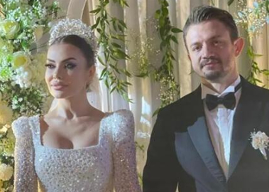 Şarkıcı Lara ve Mehdi Karimi evlendi