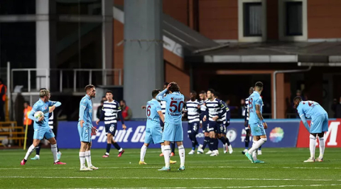 Bordo-mavililer'de duraklama dönemi devam ediyor