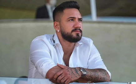 Gökhan Çıra sevgilisi için kesenin ağzını açtı!