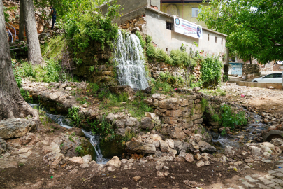 Silvan'da sulama kanalı yapılıyor