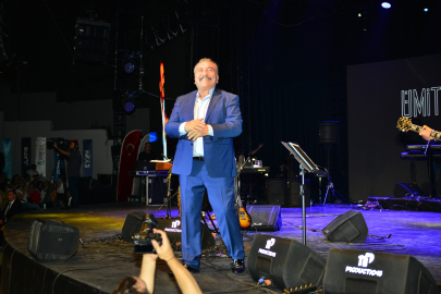 Bursa'da yıldızlar geçidi