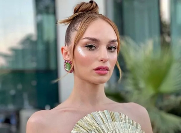 Nilperi Şahinkaya'dan skandal fotoğraf!