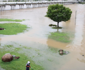Tayfun nedeniyle 10 bin 641 kişi tahliye edildi