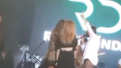 Demet Akalın ve Resul Dindar birbirine girdi!