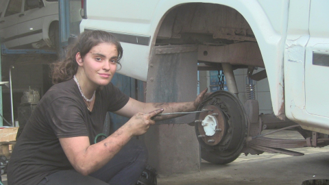 Oyun oynamak için gitti, motor ustası olarak çıktı