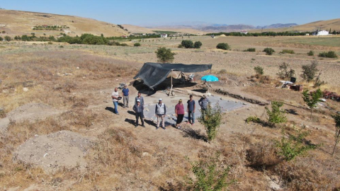 Tarihi eserleri çiftçiler keşfetti