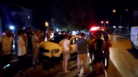 Otomobil ile cip çarpıştı, 6 yaralı