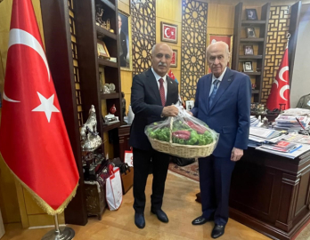 Uluslararası Altın Biber Festivali’nin ilk daveti Bahçeli'ye