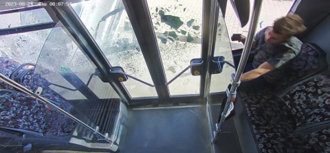 Şoförün manevrası faciayı önledi