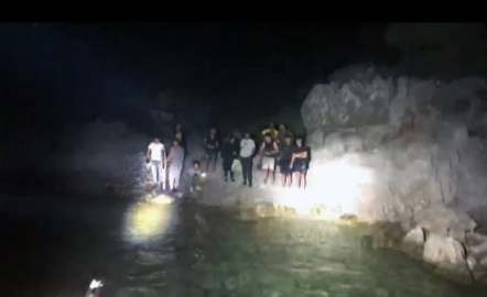 Yunanistan diye koya bıraktılar