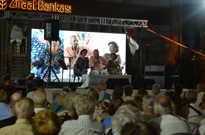 Kitapseverler yazarlarla Mudanya'da buluştu