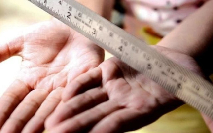 Müslüman öğrenciye yapılan şiddet gündemi salladı