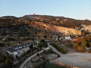 Şifalı termal otel