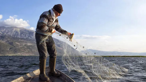 Depremzede balıkçılara müjde