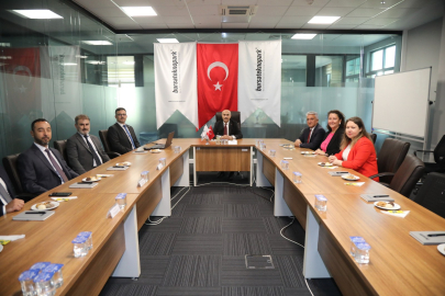 Vali Demirtaş, BTÜ'yü ziyaret etti