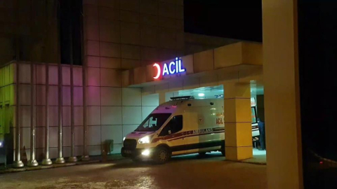 Düğün yemeği 45 kişiyi zehirledi