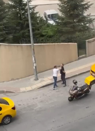 Ellerini arkadan bağladı, karşılık vermedi