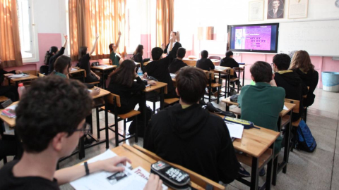 Liseler için sınıf tekrarı geri geldi