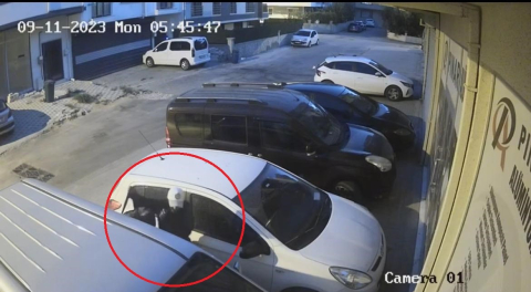 Bursa'da mini kamyonet soygunu